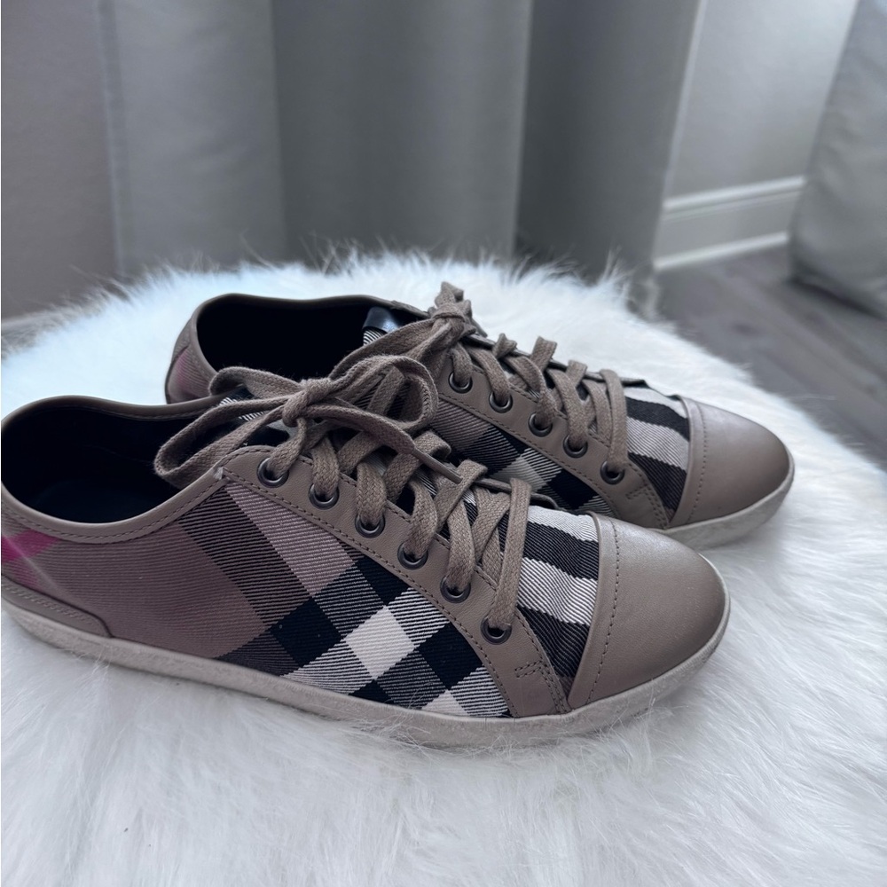 Burberry Brown Sneakers with Plaid Pattern